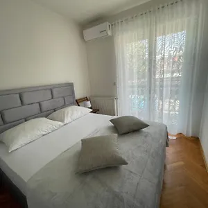Vip Apartment