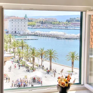 Appartement & Graso, Split